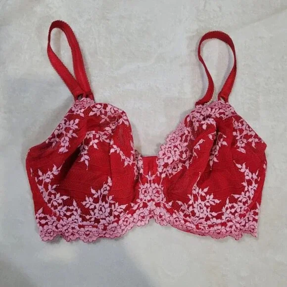 Wacoal Embrace Red Lace Bra‎ - 34DDD - Picture 3 of 7